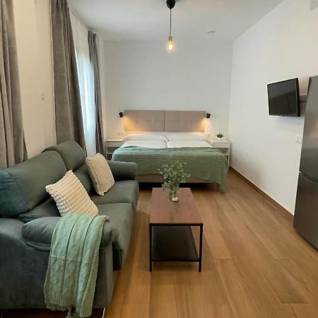 Global Suites Sevilla Zewnętrze zdjęcie