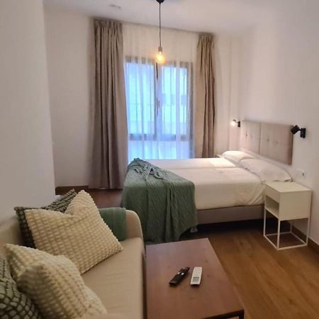 Global Suites Sevilla Zewnętrze zdjęcie