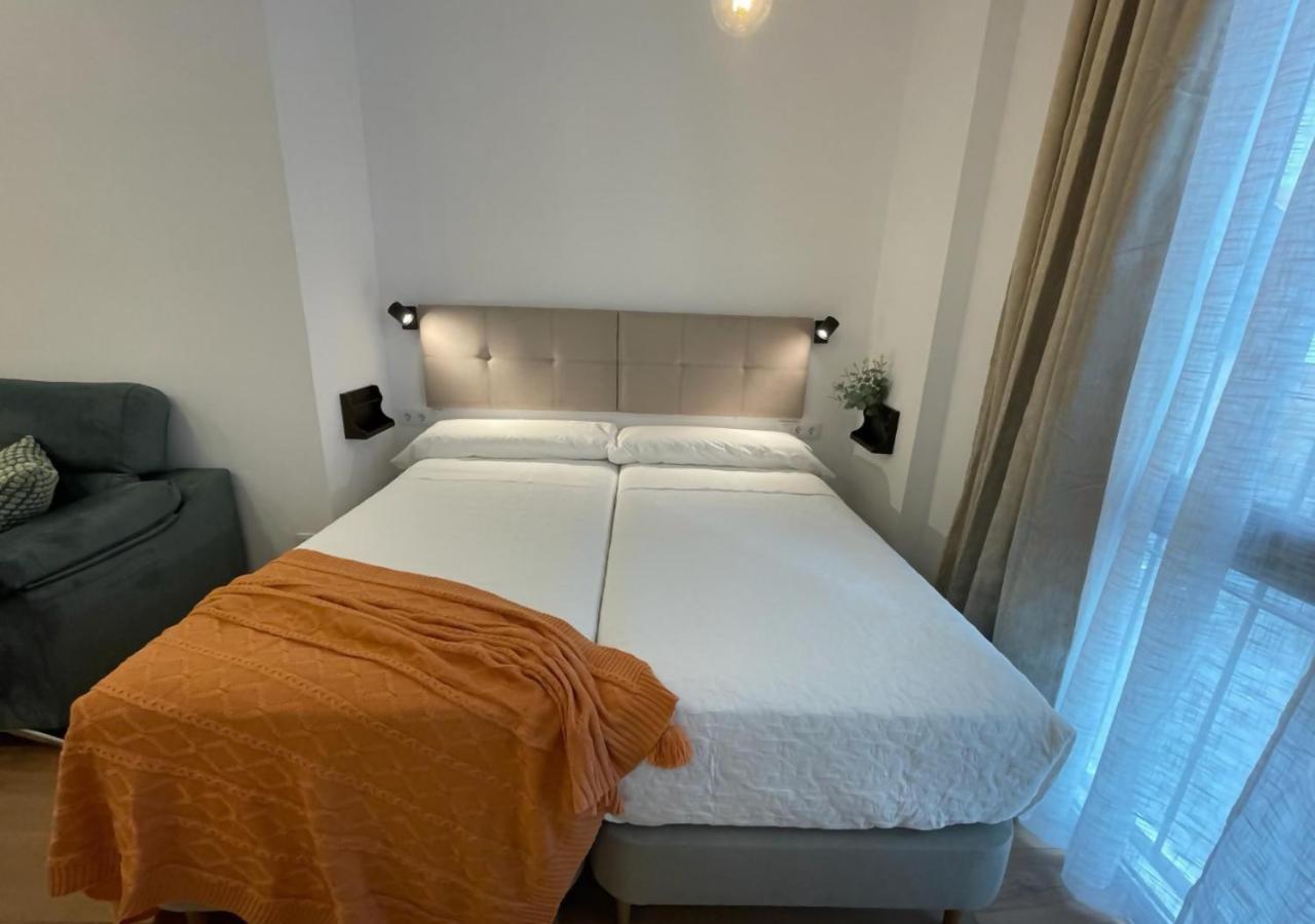 Global Suites Sevilla Zewnętrze zdjęcie