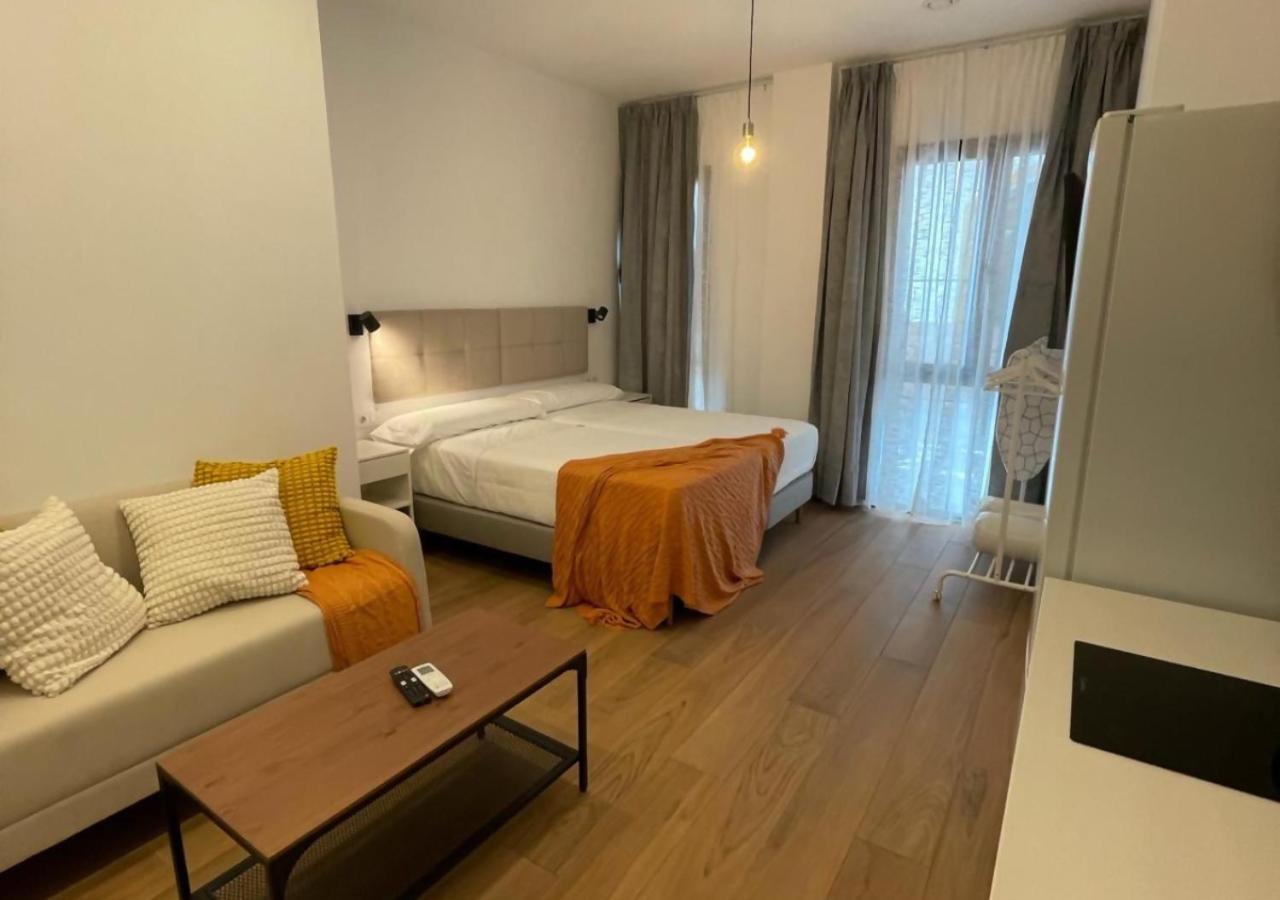 Global Suites Sevilla Zewnętrze zdjęcie